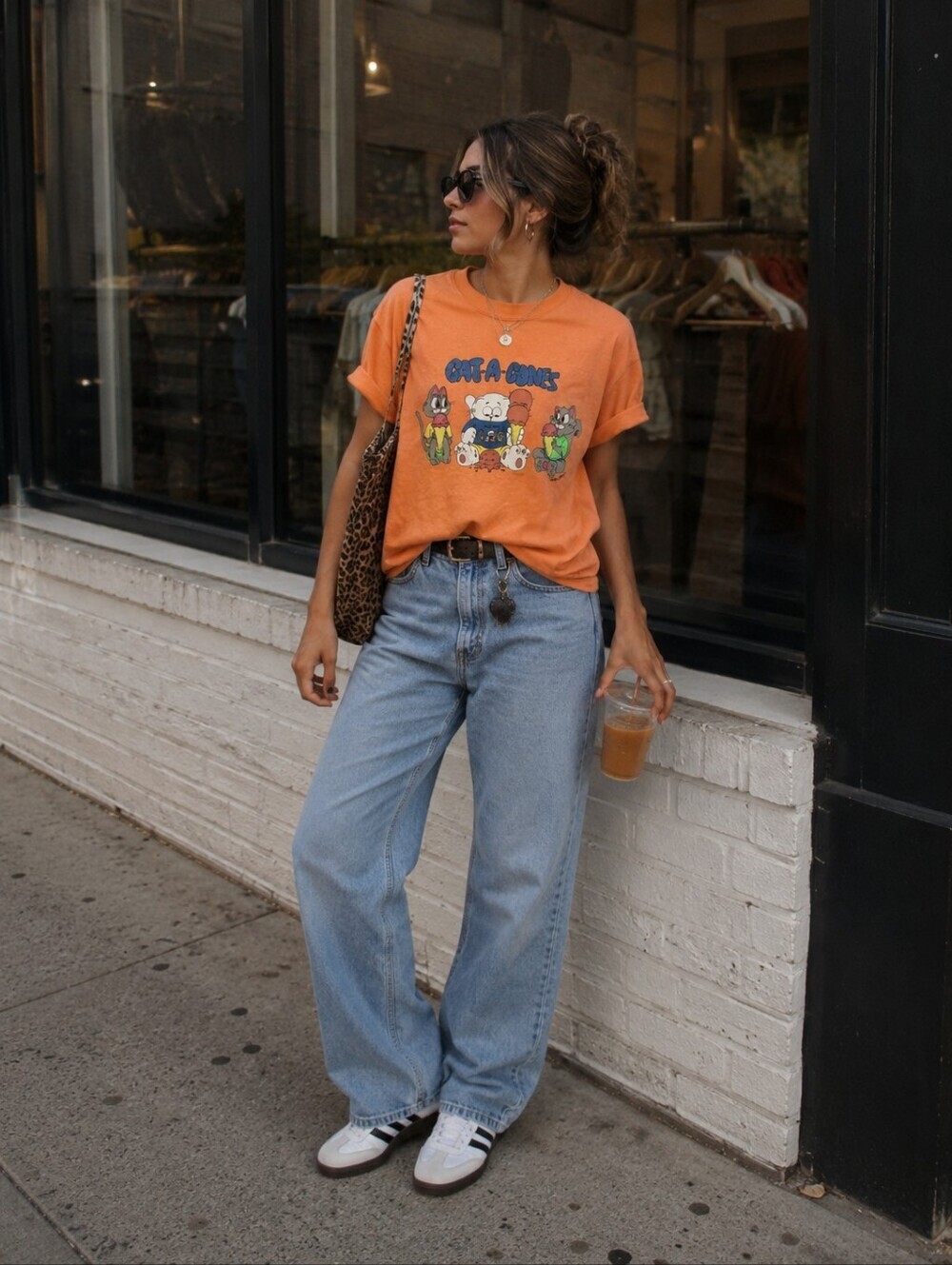 Vintage 90s Northern Getaway Cat-A-Cones Graphic T-Shirt Cartoon Tee Women Small
